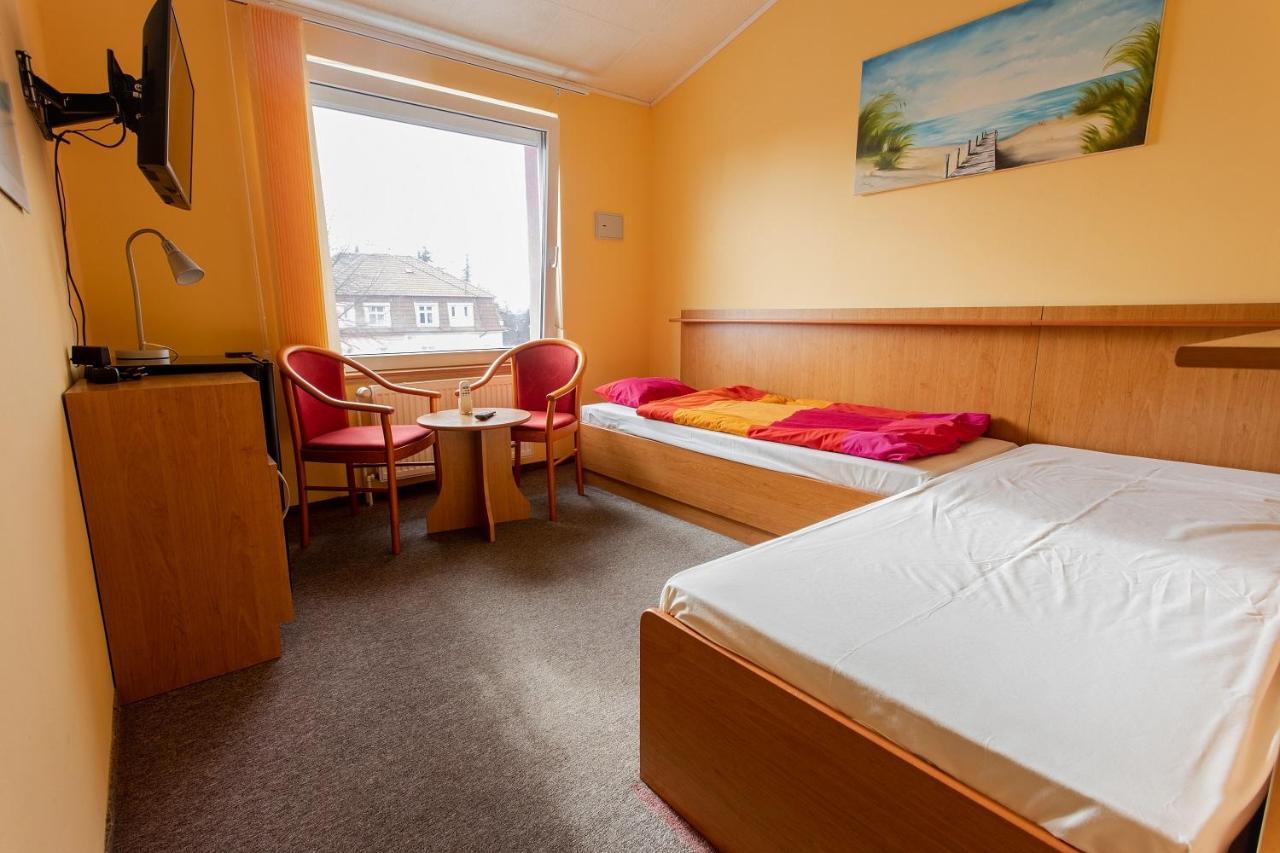 Penzion Skolicka Praha Bagian luar foto